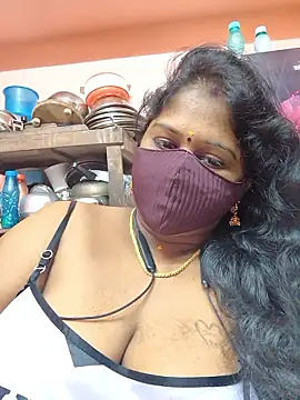 Snapshot of bakyasree143 chatting on 01-12-26, 10:37 bakyasree143 online show from 01-12-26, 10:37