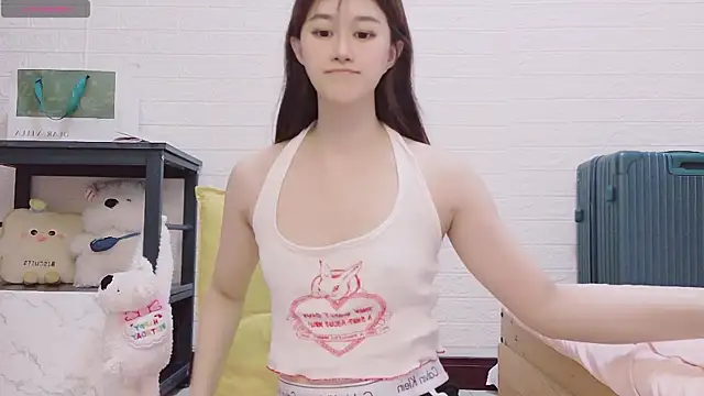 Snapshot of marina-cutegirll chatting on 09-25-25, 09:02 marina-cutegirll online show from 09-25-25, 09:02