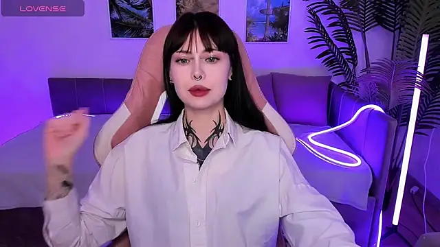 Morana Batt online show from 10-14-25, 02:01