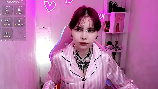 Morana Batt online show from 11-22-25, 01:48