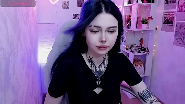 Morana Batt online show from 06-16-26, 02:14
