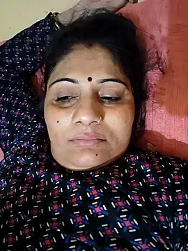 Snapshot of Rakhi99x chatting on 10-02-25, 01:12 Rakhi99x online show from 10-02-25, 01:12