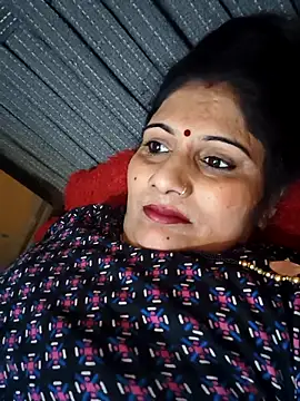 Snapshot of Rakhi99x chatting on 10-07-25, 09:28 Rakhi99x online show from 10-07-25, 09:28