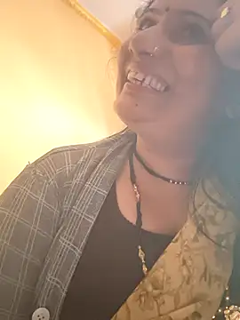 Snapshot of Rakhi99x chatting on 10-29-25, 09:22 Rakhi99x online show from 10-29-25, 09:22