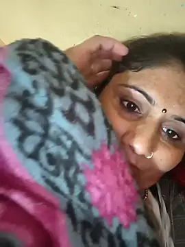 Snapshot of Rakhi99x chatting on 10-30-25, 04:52 Rakhi99x online show from 10-30-25, 04:52