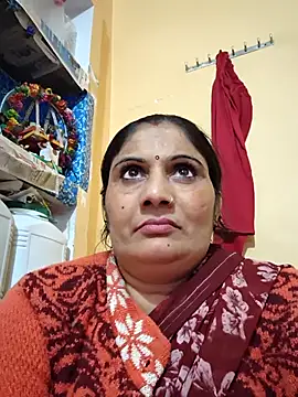 Snapshot of Rakhi99x chatting on 11-12-25, 05:13 Rakhi99x online show from 11-12-25, 05:13