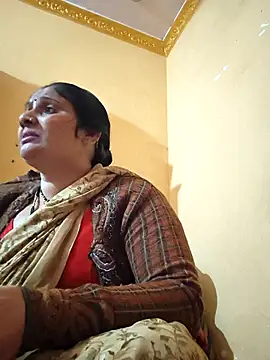 Snapshot of Rakhi99x chatting on 11-13-25, 06:01 Rakhi99x online show from 11-13-25, 06:01