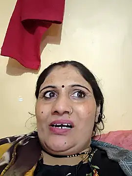 Snapshot of Rakhi99x chatting on 11-15-25, 02:02 Rakhi99x online show from 11-15-25, 02:02