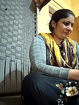 Snapshot of Rakhi99x chatting on 11-16-25, 03:34 Rakhi99x online show from 11-16-25, 03:34