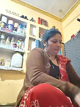 Snapshot of Rakhi99x chatting on 12-14-25, 04:18 Rakhi99x online show from 12-14-25, 04:18