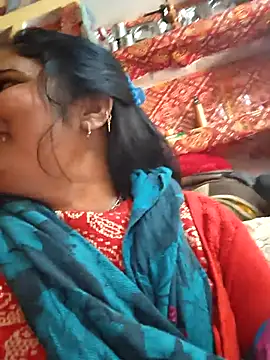 Snapshot of Rakhi99x chatting on 12-15-25, 08:29 Rakhi99x online show from 12-15-25, 08:29