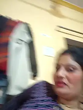 Snapshot of Rakhi99x chatting on 03-26-26, 05:29 Rakhi99x online show from 03-26-26, 05:29