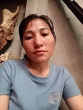 Snapshot of YAYAA-502 chatting on 10-13-25, 05:51 YAYAA-502 online show from 10-13-25, 05:51