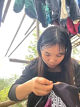 Ngoc-bbi online show from 11-17-25, 01:11