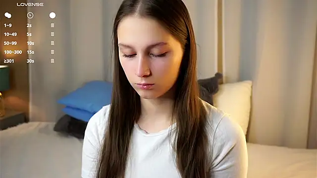 MelaniSeiver online show from 11-25-25, 01:05