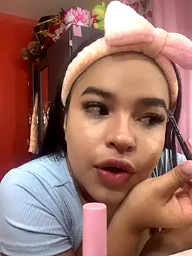 Snapshot of SweetSophie26 chatting on 11-22-25, 11:26 SweetSophie26 online show from 11-22-25, 11:26