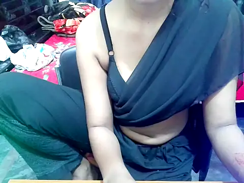 Snapshot of blackpori chatting on 11-22-25, 05:17 blackpori online show from 11-22-25, 05:17