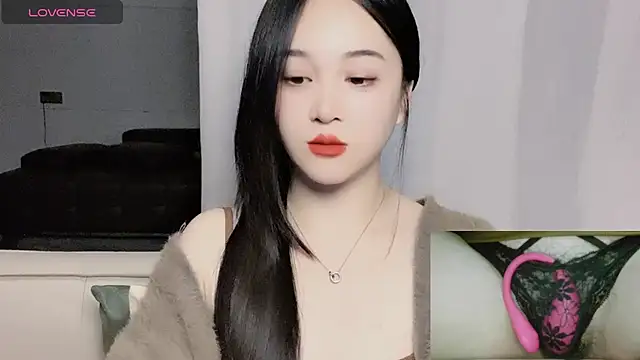 Snapshot of woaiqinqin chatting on 12-18-25, 04:02 woaiqinqin online show from 12-18-25, 04:02