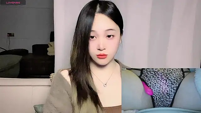 Snapshot of woaiqinqin chatting on 03-10-26, 03:28 woaiqinqin online show from 03-10-26, 03:28