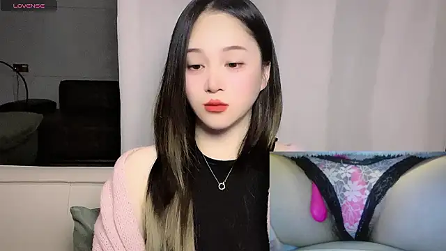 Snapshot of woaiqinqin chatting on 03-12-26, 04:13 woaiqinqin online show from 03-12-26, 04:13