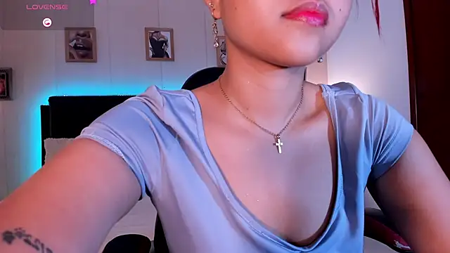 Snapshot of MAYASMITH__ chatting on 07-14-26, 02:38 MAYASMITH online show from 07-14-26, 02:38