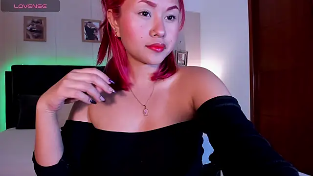 Snapshot of MAYASMITH__ chatting on 07-26-26, 03:58 MAYASMITH online show from 07-26-26, 03:58