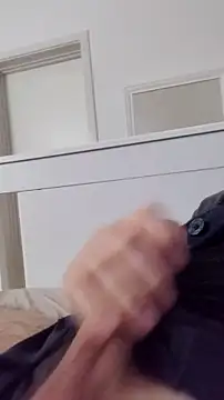 NewJoiner online show from 02-20-26, 06:30