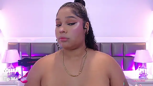 LennaEvans online show from 10-24-25, 11:17