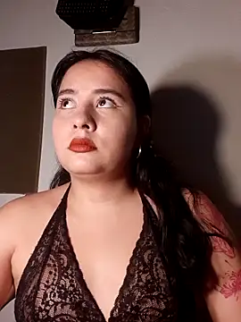 Snapshot of Yuli-27 chatting on 02-07-26, 03:21 Yuli-27 online show from 02-07-26, 03:21