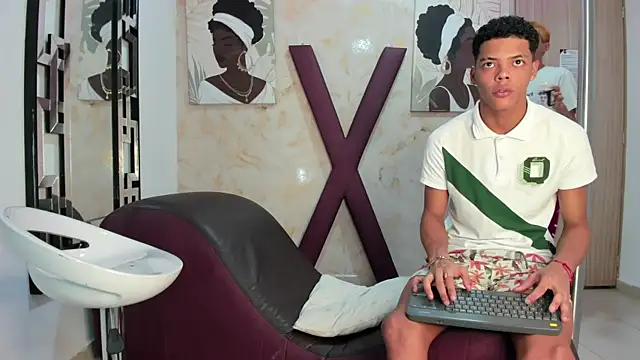 PRETTY FEM online show from 06-17-26, 07:37