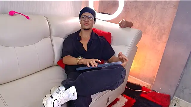 Manuel FPG online show from 03-15-26, 03:07