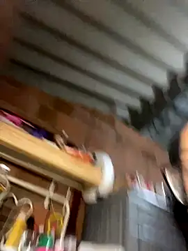 Snapshot of Jessyivonne chatting on 09-20-25, 03:40 Jessyivonne online show from 09-20-25, 03:40