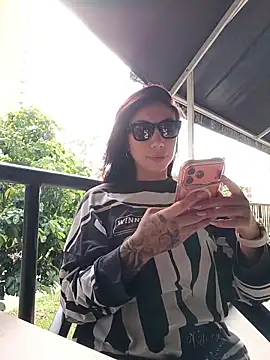 Sarahlove 90 online show from 04-23-26, 09:28