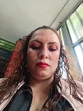 Snapshot of VERONICA__03 chatting on 10-10-25, 04:17 VERONICA  03 online show from 10-10-25, 04:17