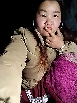 lylylove online show from 03-10-26, 01:05