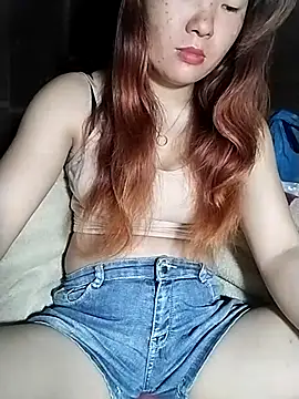 Snapshot of lylylove chatting on 05-30-26, 11:35 lylylove online show from 05-30-26, 11:35