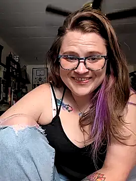 Jessieb902020 online show from 02-04-26, 08:03