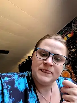 Jessieb902020 online show from 02-20-26, 06:41