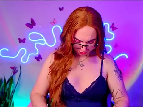 Snapshot of VIckSexyDoll chatting on 10-09-25, 01:14 VIckSexyDoll online show from 10-09-25, 01:14