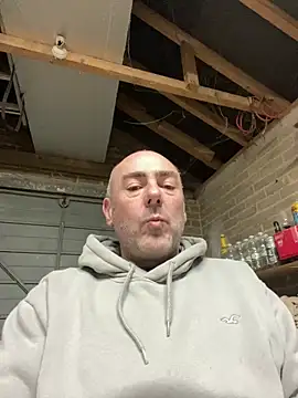 Snapshot of Richmcgee chatting on 03-14-26, 08:25 Richmcgee online show from 03-14-26, 08:25