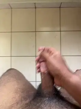 Snapshot of aliahmed98770 chatting on 09-14-25, 09:30 aliahmed98770 online show from 09-14-25, 09:30