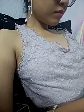  Thaotam  online show from 10-10-25, 11:09