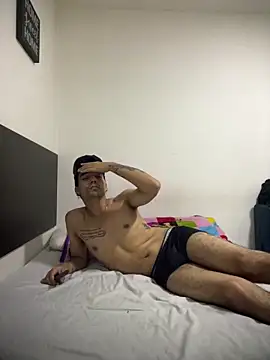 Snapshot of Deymon0777 chatting on 02-21-26, 06:42 Deymon0777 online show from 02-21-26, 06:42