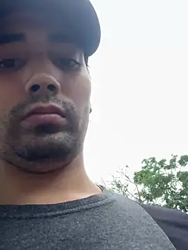 Snapshot of Deymon0777 chatting on 03-29-26, 06:41 Deymon0777 online show from 03-29-26, 06:41