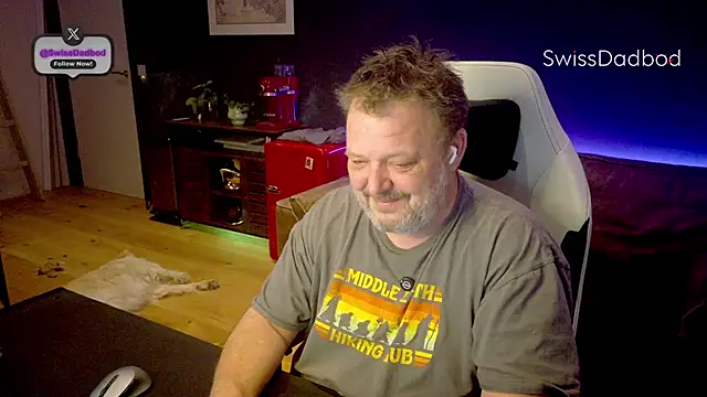 Snapshot of SwissDadbod chatting on 03-12-26, 11:55 SwissDadbod online show from 03-12-26, 11:55