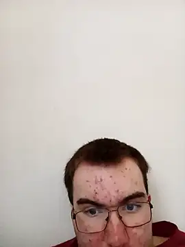 Snapshot of LolGamer54321 chatting on 03-05-26, 04:36 LolGamer54321 online show from 03-05-26, 04:36