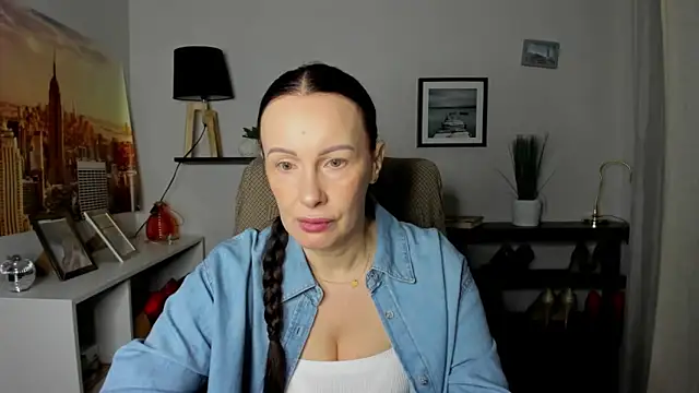 Snapshot of Velvet_Jasmine chatting on 02-06-26, 06:29 Velvet Jasmine online show from 02-06-26, 06:29