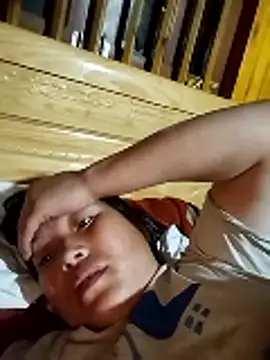 miss-su online show from 04-24-26, 12:40