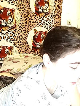 ToryTayler online show from 10-25-25, 10:12