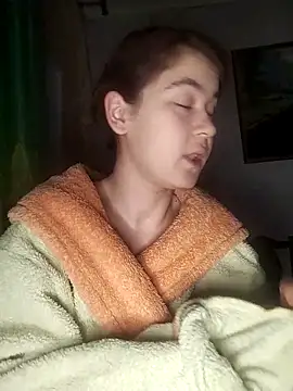 Snapshot of ToryTayler chatting on 12-16-25, 02:00 ToryTayler online show from 12-16-25, 02:00